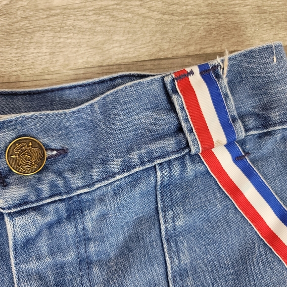 Vintage 1970s wrangler jeans, wide leg/flare. Red, white and blue striped trim - Picture 16 of 16